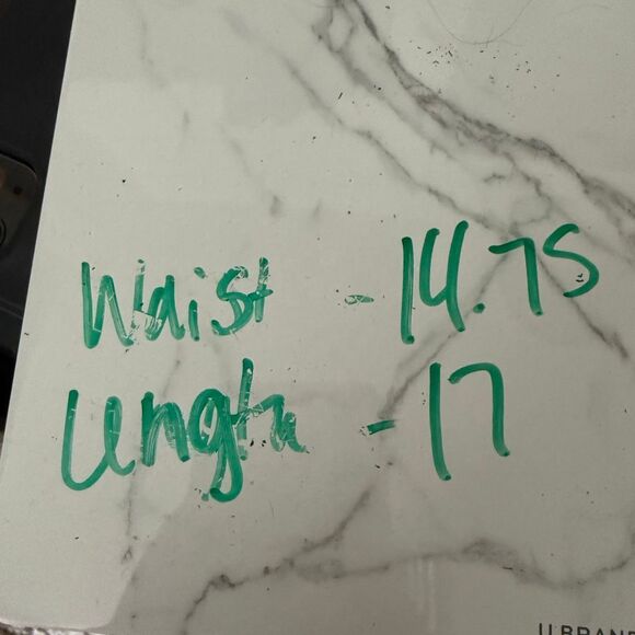 Free People Women’s 29 Bailey Frayed Raw Hem Denim Mini Skirt - Picture 4 of 6